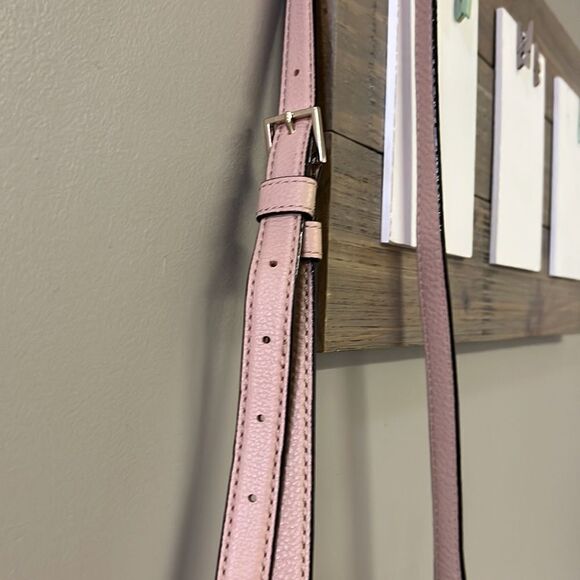 Kate Spade New York Healy Lane Lawrie Leather Adjustable Shoulder Magnetic Bag - Picture 6 of 16